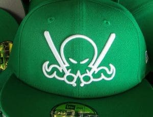 Grass OctoSlugger 59Fifty Fitted Hat by Dionic x New Era Front Grass OctoSlugger 59Fifty Fitted Hat by Dionic x New Era Front